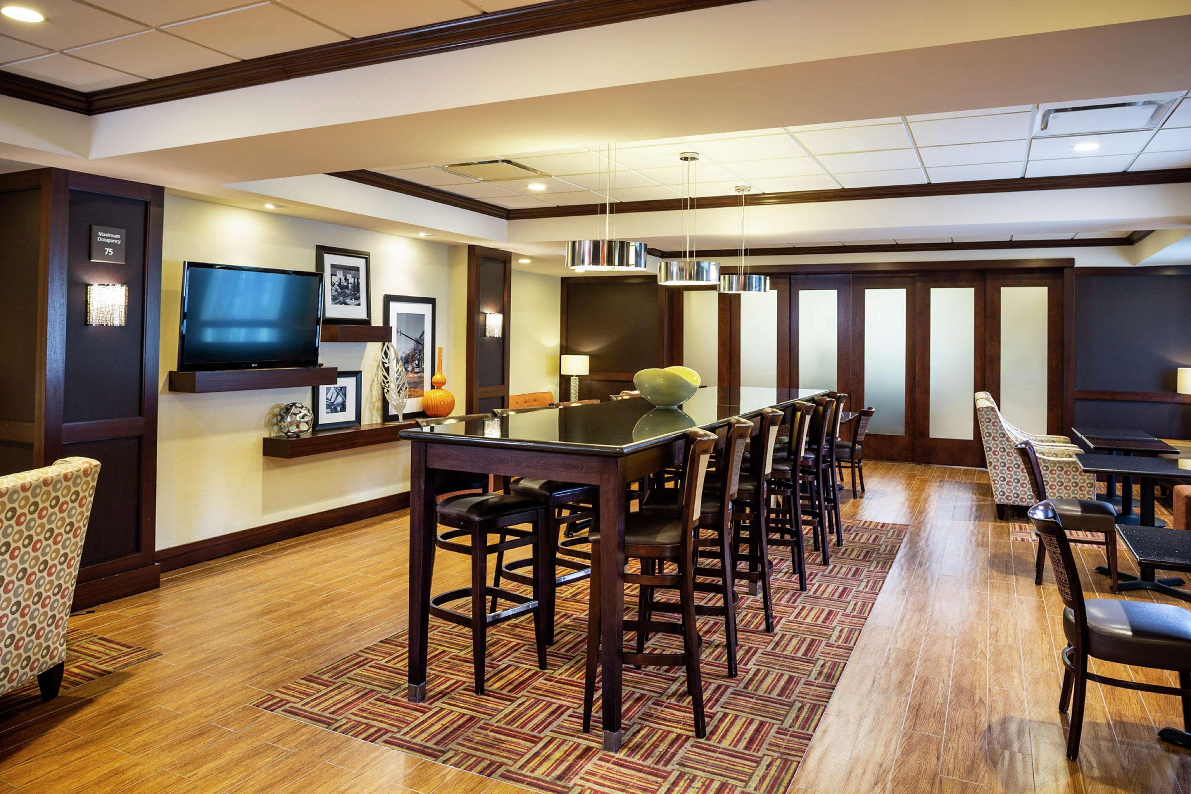 Hampton Inn Limerick Ngoại thất bức ảnh